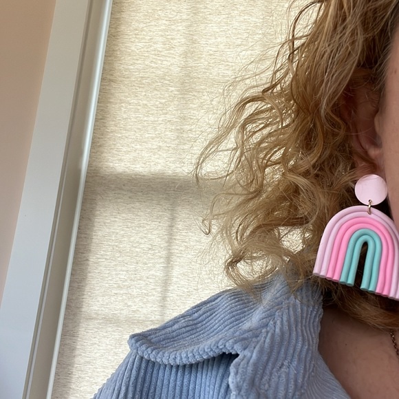 Colorful Rainbow Design Dangle Earrings! - Picture 4 of 5